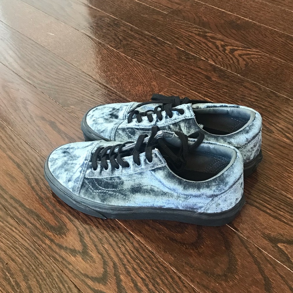 Blue velvet old skool vans